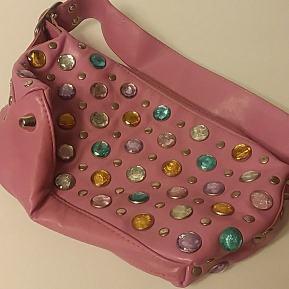 Purses - Picture 4 of 4